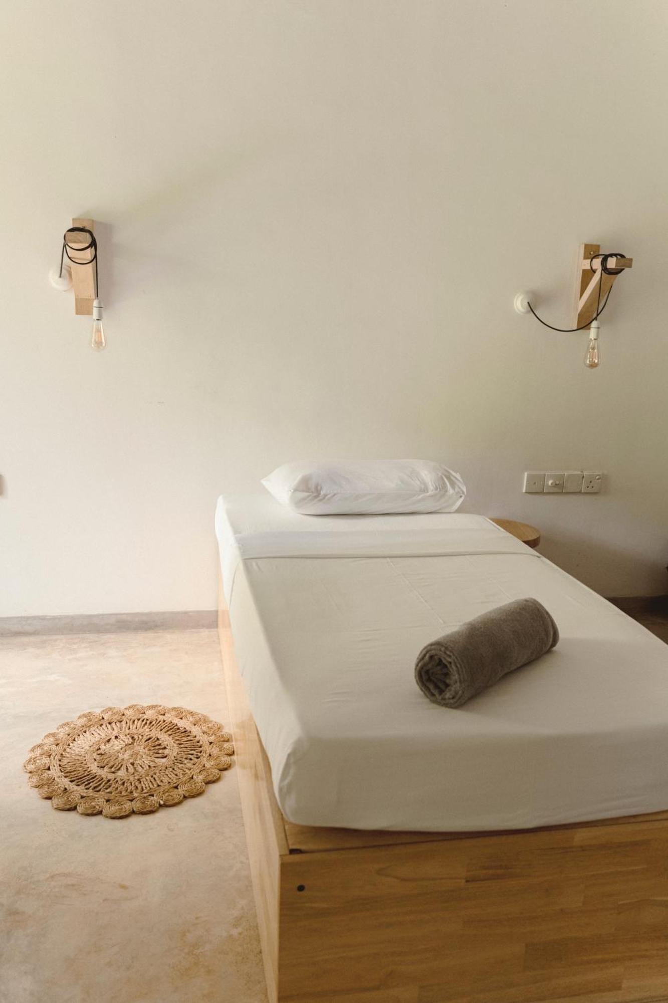 Taboo Hotel Диквела Екстериор снимка